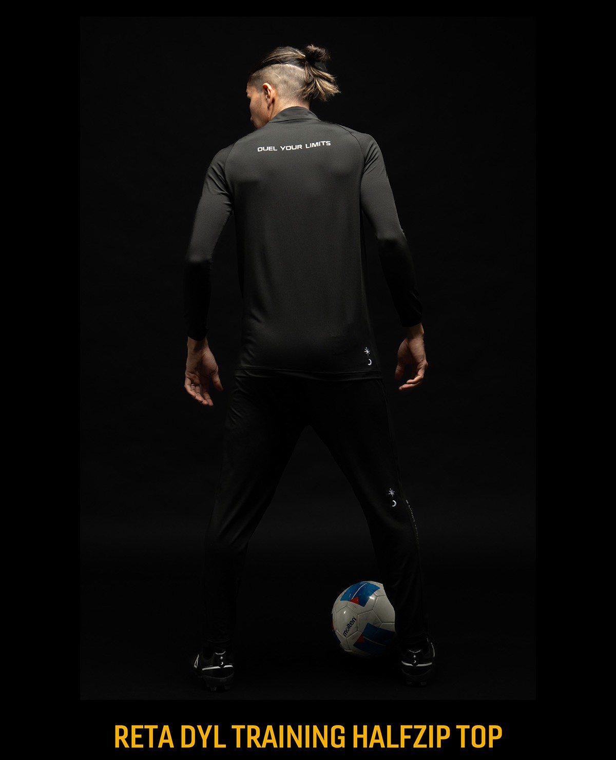 RETA DYL TRAINING HALFZIP TOP 商品ページへ